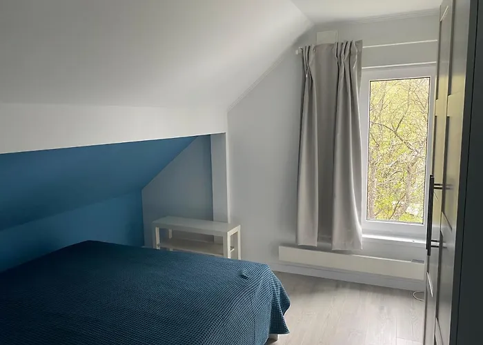 Hus Pa Bakken Skaland